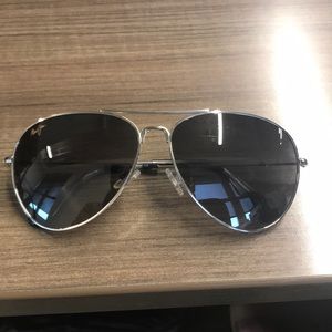 Maui Jim Maverick Aviators sunglasses